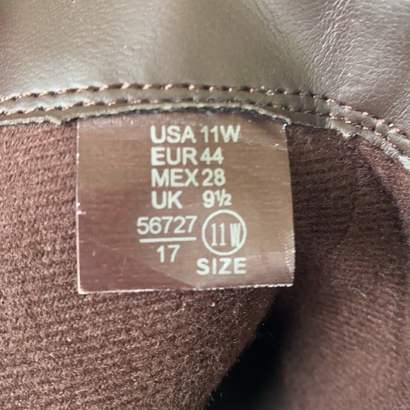 Women’s short boot. - Picture 5 of 6